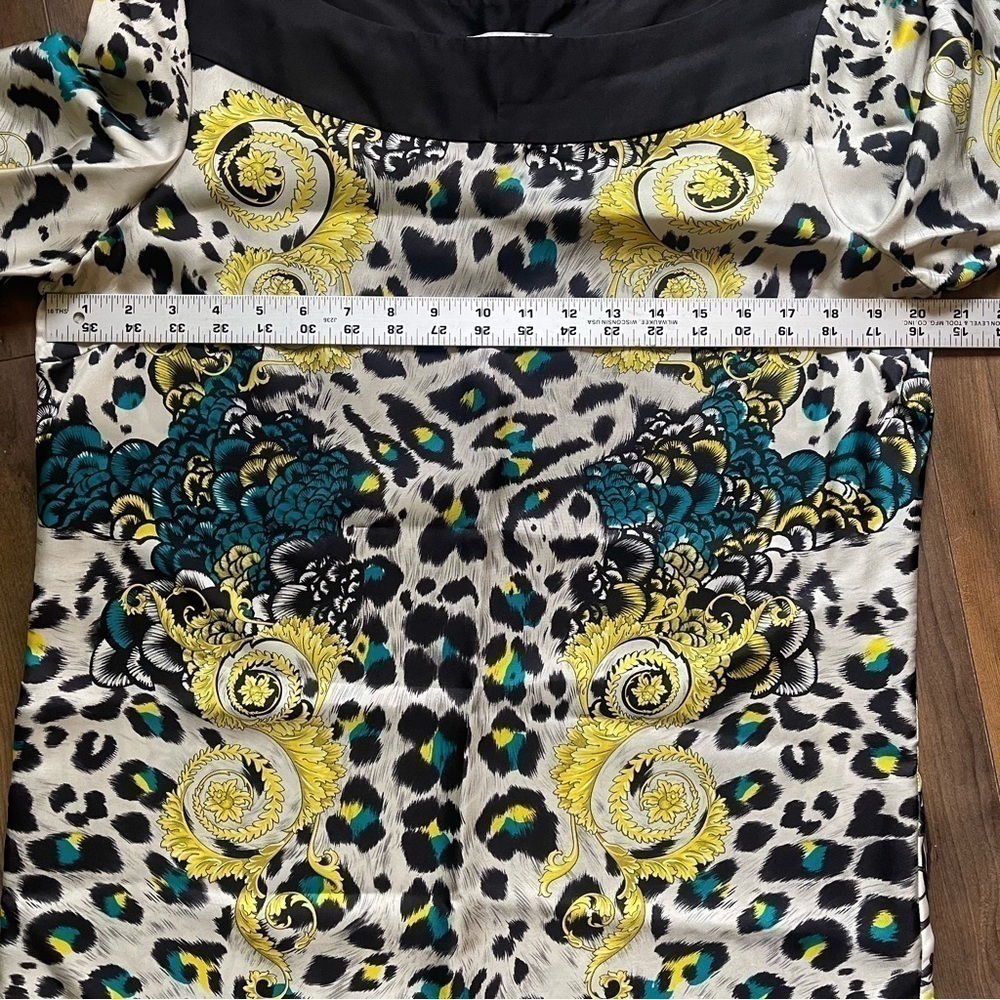 Versace - Picture 5 of 16